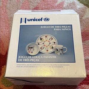 Vintage UNICEF Children's 3-Piece Dinnerware Set - Blue & White